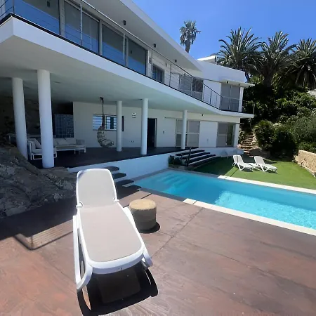 Villa Entre Rocas *
